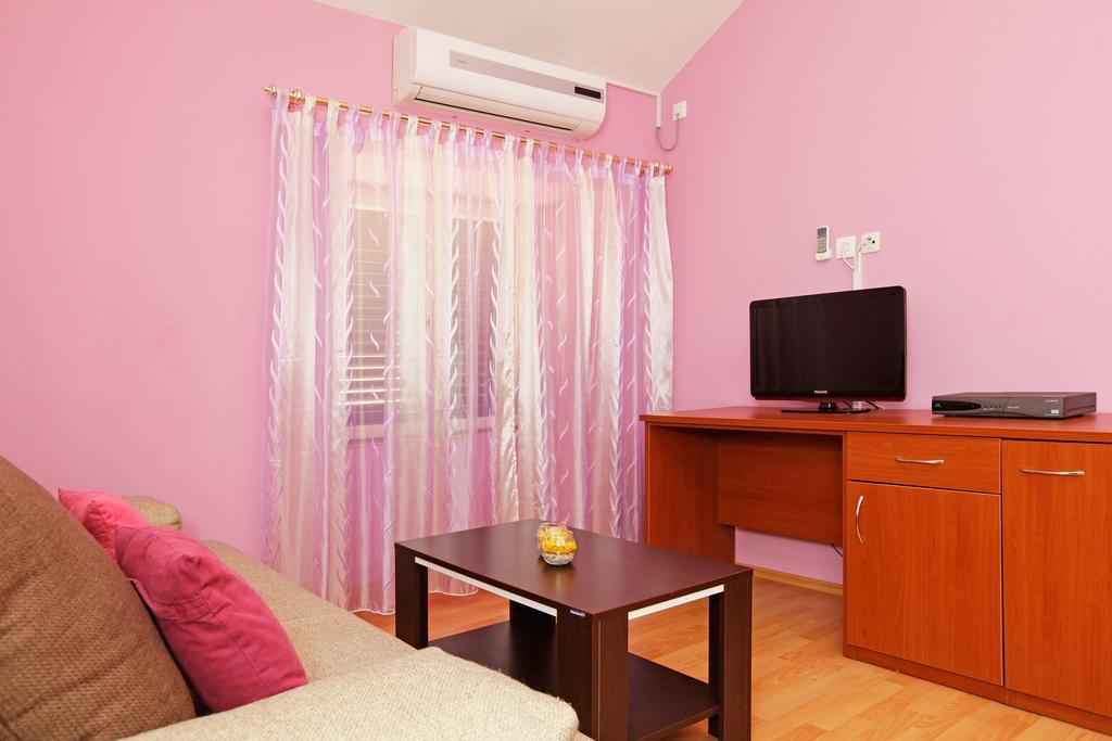 Guest House Kod Peskarije Vela Luka Phòng bức ảnh