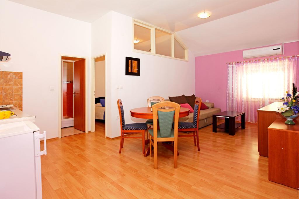 Guest House Kod Peskarije Vela Luka Phòng bức ảnh
