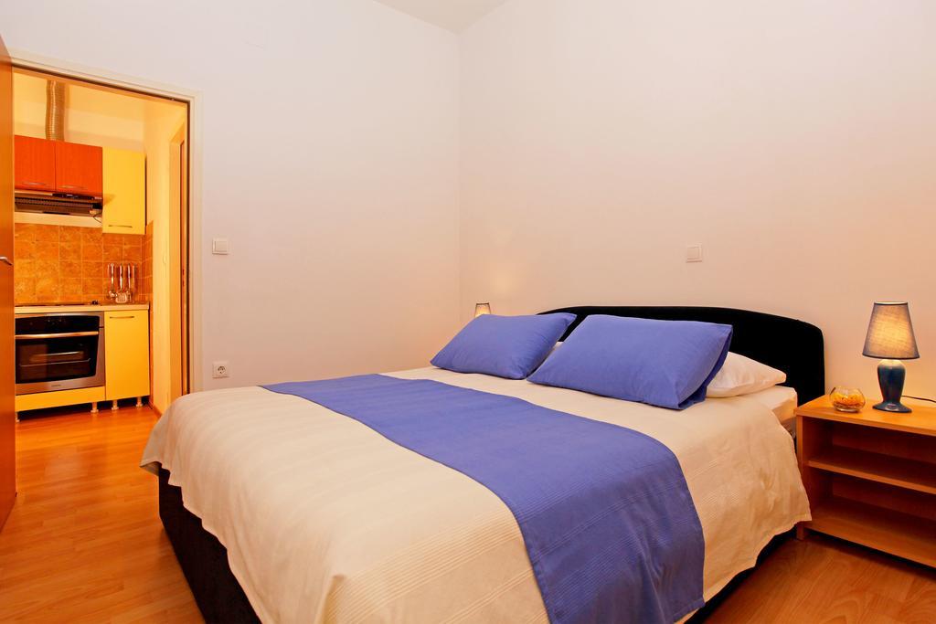Guest House Kod Peskarije Vela Luka Phòng bức ảnh