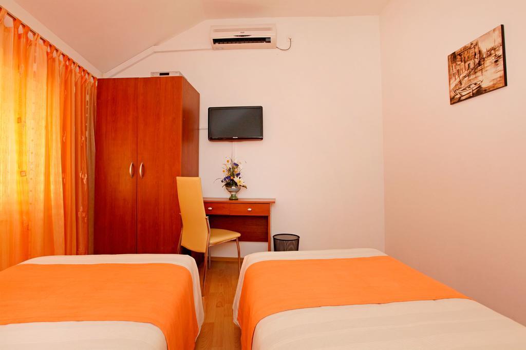 Guest House Kod Peskarije Vela Luka Phòng bức ảnh